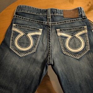 Men's Blue Jeans with Distinctive Stitching 32L